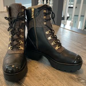 Michael Kors Boots